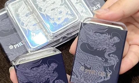 Giá bạc hôm nay 20-12: Thị trường bạc tiếp tục dậy sóng