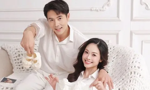 "MC có nụ cười đẹp nhất VTV" lần đầu khoe bụng bầu bên chồng kém 5 tuổi