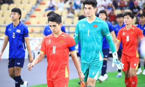 Cú ăn ba lịch sử của Văn Khang và Trung Kiên