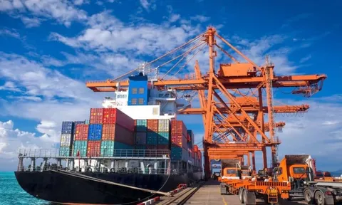 Kim ngạch xuất nhập khẩu 2025 có thể đạt kỷ lục 920 tỷ USD