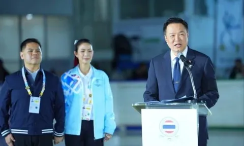 Thất vọng với trận thua U22 Việt Nam, Thủ tướng Thái Lan vẫn chấm 100 điểm cho màn trình diễn của đoàn thể thao chủ nhà