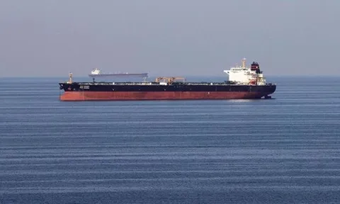 Không phải Nga, một đối thủ dầu giá rẻ đang thắng lớn tại Trung Quốc: Xuất khẩu cao nhất trong 7 năm, chiết khấu mạnh chưa từng có