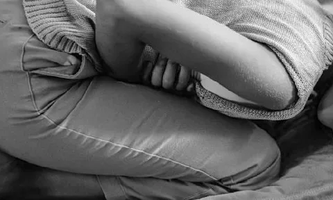 Cô gái 24 tuổi mắc ung thư dạ dày vì ngày nào cũng ăn 1 món "vạn người mê"