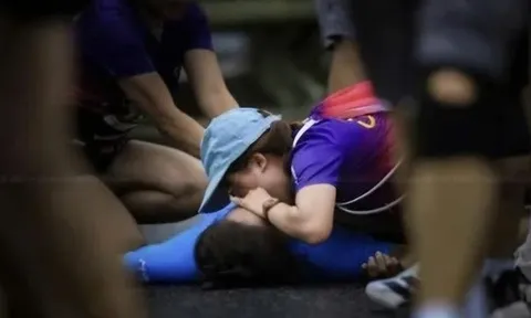 Runner nổi tiếng đột tử, bác sĩ cảnh báo những tiềm ẩn không ngờ