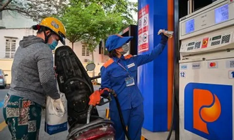 Giá xăng dầu ngày mai dự báo giảm lần thứ ba liên tiếp