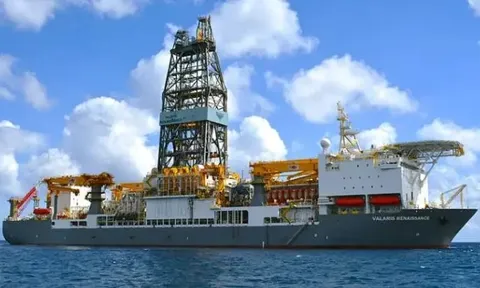 Khoan thăm dò 1.688m xuống dưới đáy biển, láng giềng Việt Nam phát hiện mỏ dầu trữ lượng 100 triệu tấn