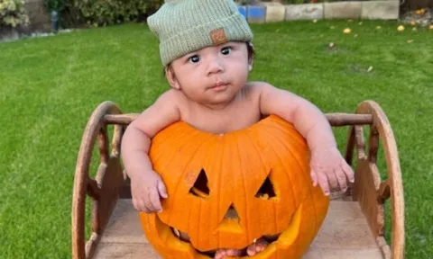 Cậu bé chào đời từ ca sinh thách thức mọi quy luật