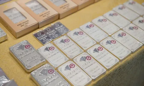 Giá bạc thế giới, bạc trong nước tăng rất mạnh