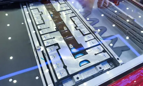 Bước đột phá mới trong công nghệ pin giúp xe điện nhẹ hơn, giá thành rẻ hơn, hiện thực hóa mục tiêu chạy 1.000 km mới cần sạc