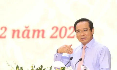 Chủ tịch TPHCM nói về bảng giá đất mới 'khoan sức dân'