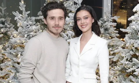 Lý do thực sự khiến vợ chồng Beckham bị con cả "block", hé lộ biệt danh kém duyên Victoria đặt cho con dâu