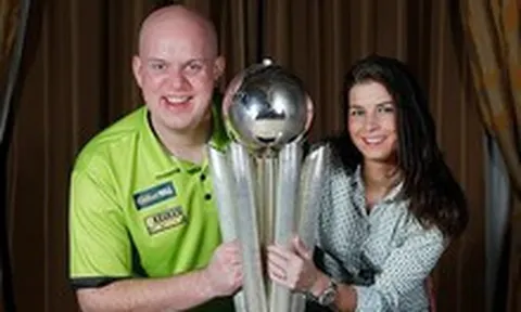 Gấp đôi nỗi sầu: Sao thể thao vật vã khi ly hôn, ai ngờ 7 tháng sau vợ cũ đã sinh con cho tình mới