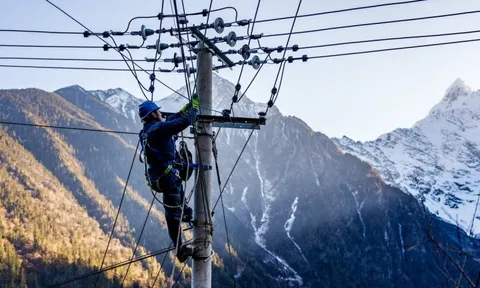 Trung Quốc phá vỡ "siêu code" độc quyền 30 năm của Mỹ: Tự làm phần mềm điều khiển lưới điện lớn nhất thế giới