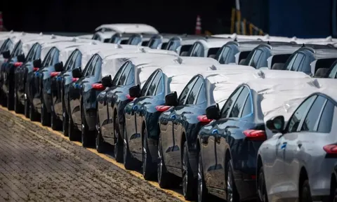 Giảm giá 1,5 tỷ đồng vẫn ế ẩm: Bong bóng xe điện Trung Quốc xì hơi, đến ‘ông vua’ BYD cũng bất ngờ lao dốc gần 27% doanh số