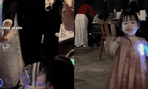 Hoa hậu Đỗ Mỹ Linh khoe tiệc Giao thừa xa hoa nhà chồng hào môn, ái nữ Chủ tịch Hà Nội FC chiếm trọn spotlight