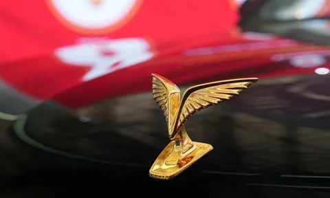 VinFast Lạc Hồng 900 LX rục rịch mở bán, giá dự kiến từ 5 tỉ đồng