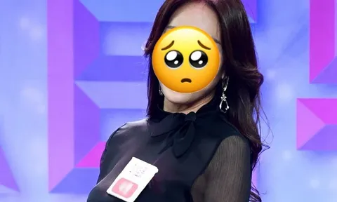 Căng đét ngày đầu năm: Cắt sóng triệt để nữ ca sĩ đình đám lắm phốt