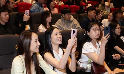 Rạp phim CGV ở Hà Nội xin lỗi