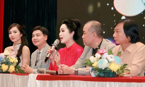 NSND Trịnh Kim Chi chấm thi hoa hậu, nói rõ tiêu chí chọn người đăng quang