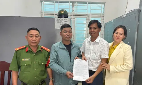 Chủ công ty dùng tài khoản của doanh nghiệp chuyển khoản 491 triệu đồng vào STK có đuôi 8888: Công an yêu cầu 2 bên lên trụ sở làm việc