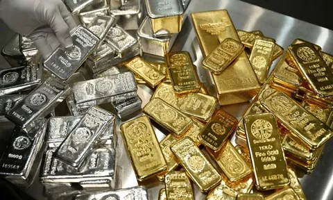 Nóng càng thêm nóng, giá vàng, bạc tiếp tục tăng giữa bất ổn tại Venezuela