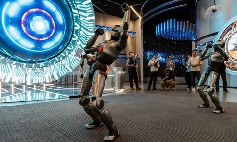 Nghịch lý: Sự kiện công nghệ lớn nhất nước Mỹ thành 'sân diễn' cho robot hình người Trung Quốc