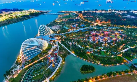 Là quốc gia ASEAN thứ hai công bố kết quả kinh tế năm 2025, tăng trưởng GDP của Singapore cao hay thấp so với Việt Nam?