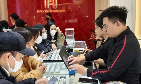 Giá vàng bất ngờ "quay xe" chấm dứt chuỗi ngày tăng nóng: Cập nhật mới nhất từ SJC, Bảo Tín Mạnh Hải