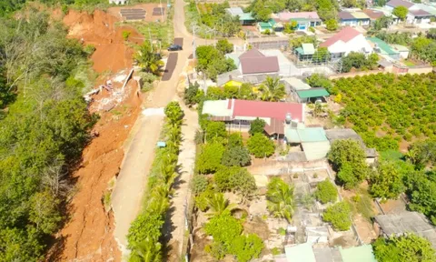 Vì sao nhiều hộ dân ở Gia Lai vẫn cố thủ quanh vực 'tử thần'?