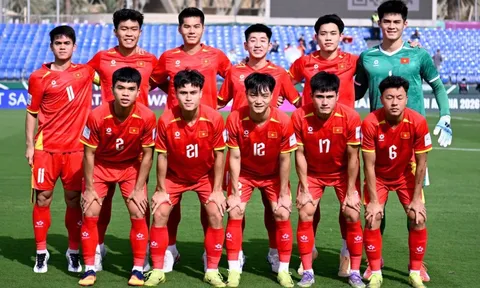 U23 Việt Nam đá phạt góc hiệu quả... hệt Arsenal!