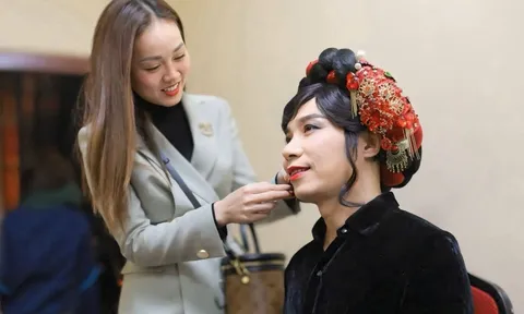 Vợ NSND Công Lý: Tiếc cảm giác được thấy anh sống trọn vẹn với nghề, điều mà hiện tại sức khỏe chưa cho phép