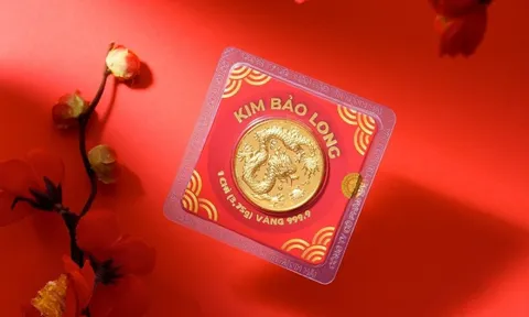 Giá vàng tiếp tục tăng mạnh, đạt kỷ lục chưa từng có, thẳng tiến tới cột mốc mới