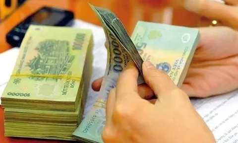 Sớm điều chỉnh tiền lương, ổn định đời sống cho cán bộ, công chức, người nghỉ hưu