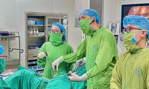 Kỹ thuật hiện đại đem lại hạnh phúc cho cô gái bị dị tật sinh dục bẩm sinh hiếm gặp