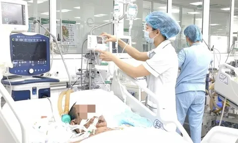 Người đàn ông nguy kịch vì lây thuỷ đậu từ con gái