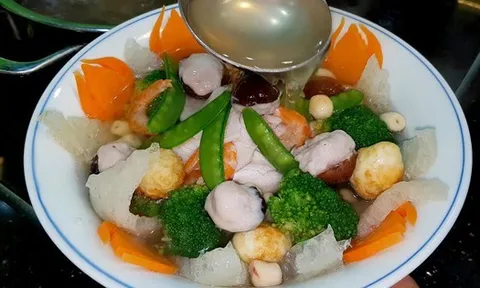 Phát hiện 1 tấn da lợn bốc mùi: Cảnh báo mâm cỗ Tết có bóng bì lợn bẩn