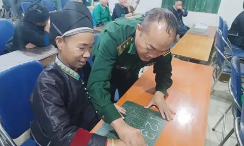 Những "học trò" đặc biệt và hành trình "gieo chữ" thầm lặng ở miền biên viễn