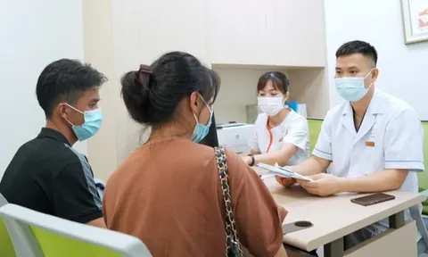 Báo động: Người Việt ngày càng "lười" sinh con, mới 19–20 tuổi đã bị hiếm muộn