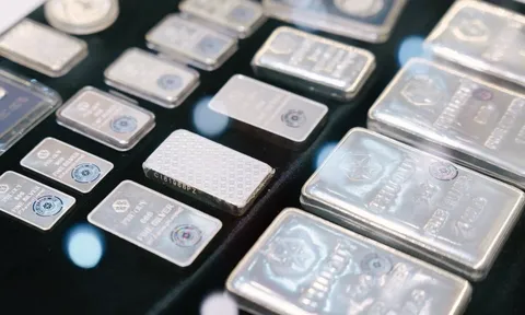 'Tài sản lớn thứ 2 thế giới' lao dốc