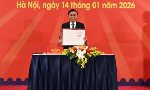 Phát hành đặc biệt bộ tem bưu chính chào mừng Đại hội XIV của Đảng