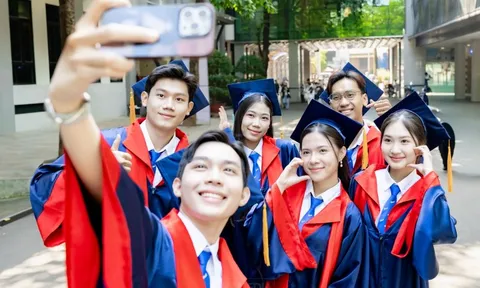 Một trường đại học có hơn 800 bài báo khoa học trong năm 2025