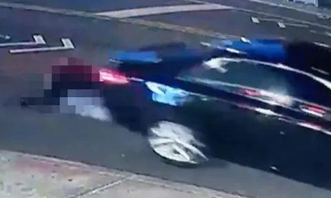 CCTV nữ diễn viên bị tai nạn xe qua đời, tài xế bỏ chạy khỏi hiện trường