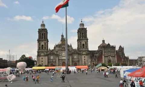 Không phải Mỹ, đây mới là nước đang giữ tiền bán dầu của Venezuela