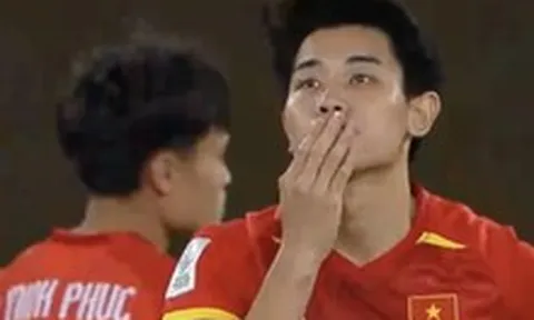 Vì sao Đình Bắc phải xoá video 5,6 triệu view và loạt story sau trận thua U23 Trung Quốc?