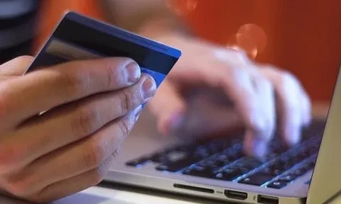 Phát hiện tài khoản của người đàn ông SN 1995 phát sinh 120.000 giao dịch/năm với tổng số tiền 550 tỷ đồng, công an khẩn trương điều tra