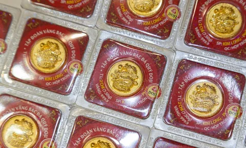 Giá vàng trong nước 'bốc hơi' 1,2 triệu đồng/lượng