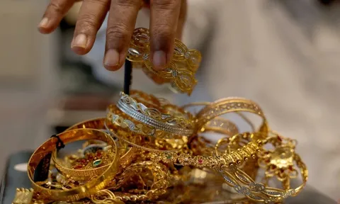 Giá vàng thế giới tăng mạnh chưa từng thấy