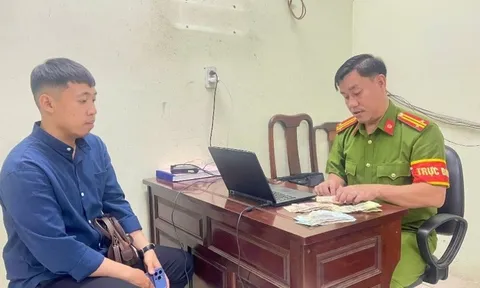 Phát hiện hàng loạt tờ tiền từ 50K-500K nằm chơ vơ ở khay tiền của cây ATM MB Bank: Công an dùng nhiều biện pháp nghiệp vụ vào cuộc