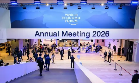 Công nghệ 24/1: AI mở ra cơ hội việc làm, nỗi lo lắng lùi bước tại Davos 2026