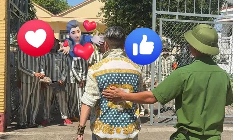 "Ông hoàng nhạc Việt" đình đám một thời đi hát ở trại giam Xuyên Mộc